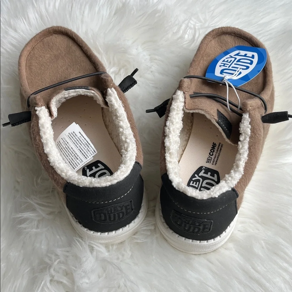 🆕 Hey Dude Wally Warmth Mens Slip-on Size 8 Casual Brown